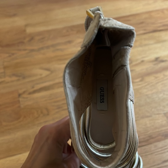 Guess strappy sandals 7.5 - Picture 2 of 3